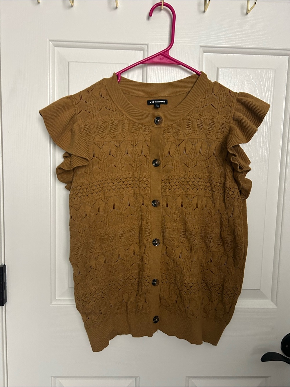 Short sleeve sweater